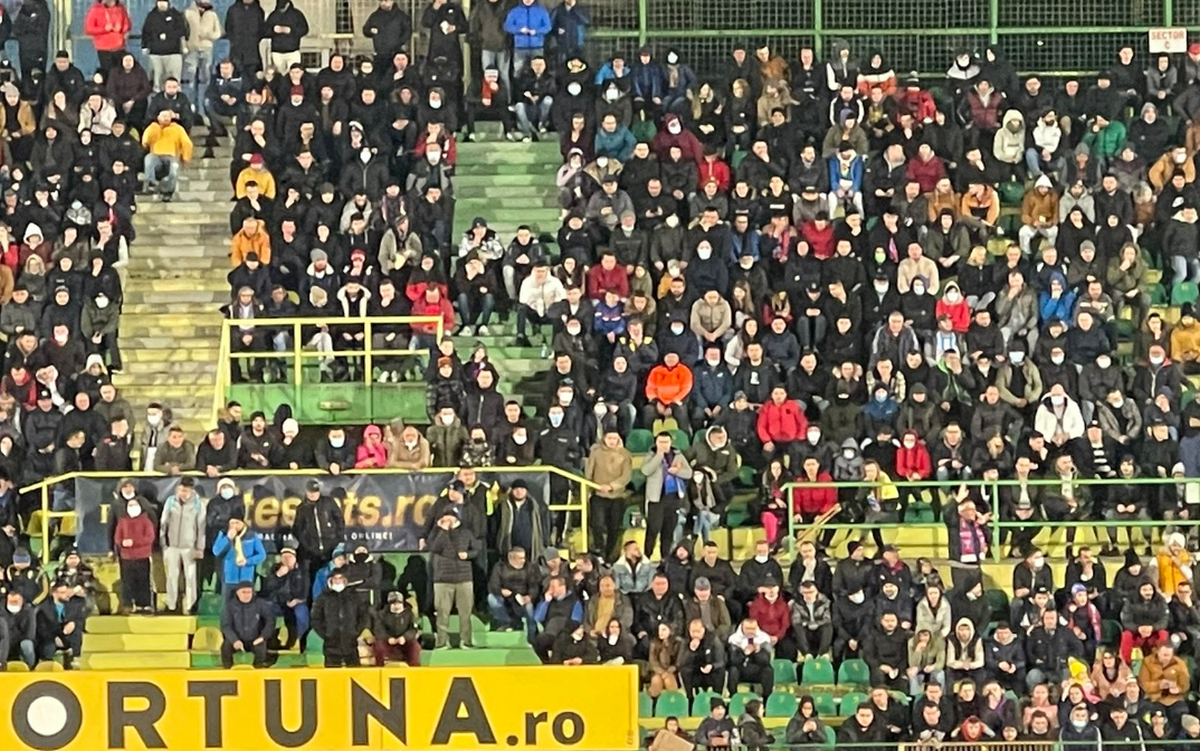 Au încălcat legea la CS Mioveni - FCSB » Ce s-a întâmplat în tribune