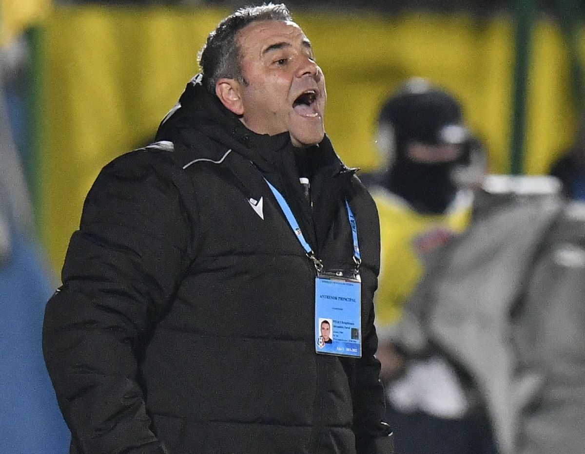 FCSB, criticată în direct: „Glumă, glumă, dar nu jucăm nimic! Ăsta nu e jocul Stelei, nu e joc de campioană”