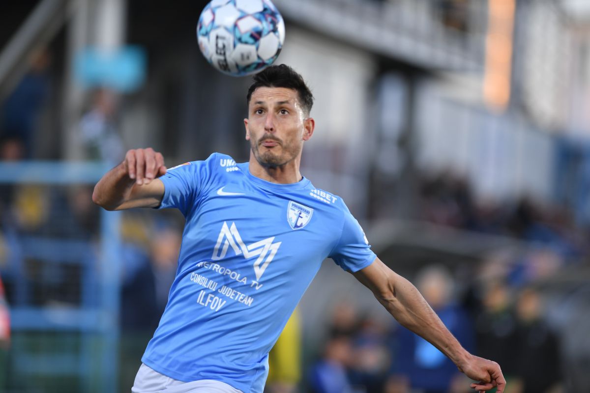 Budescu, în formă și la interviuri: „Eu și Tamaș avem valoare de națională” + „Din copilărie n-am mai dat gol așa”