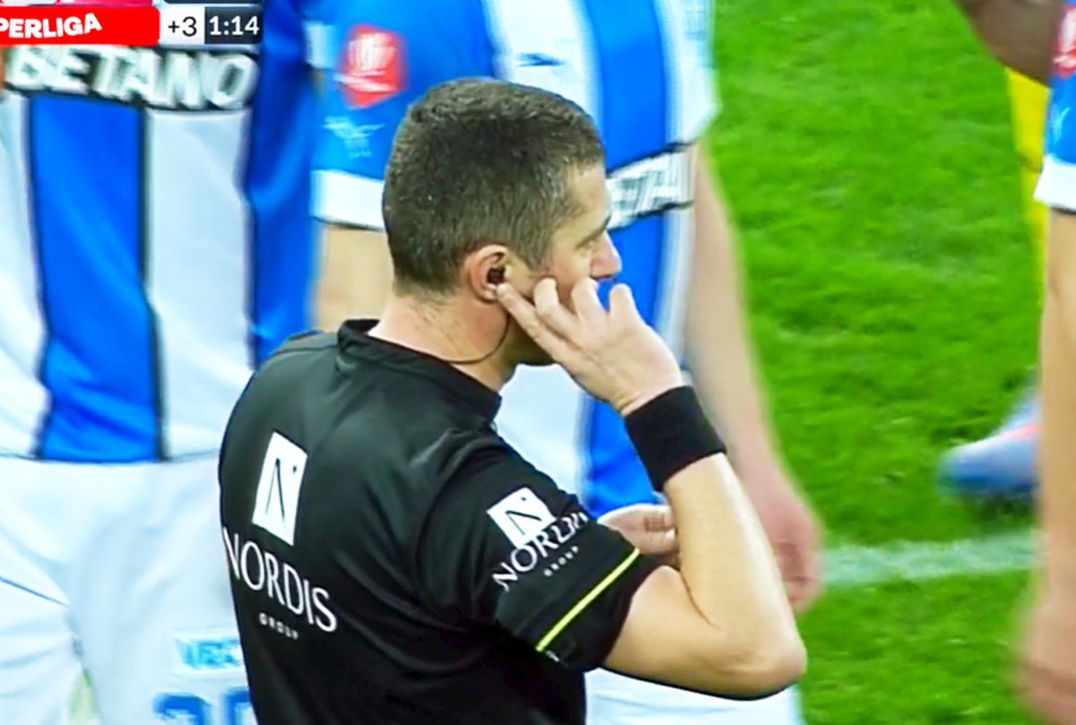 Cum a scăpat Basilio Ndong de eliminare în FCSB - Craiova » Un detaliu milimetric remarcat de Hațegan a răsturnat decizia lui Cojocaru