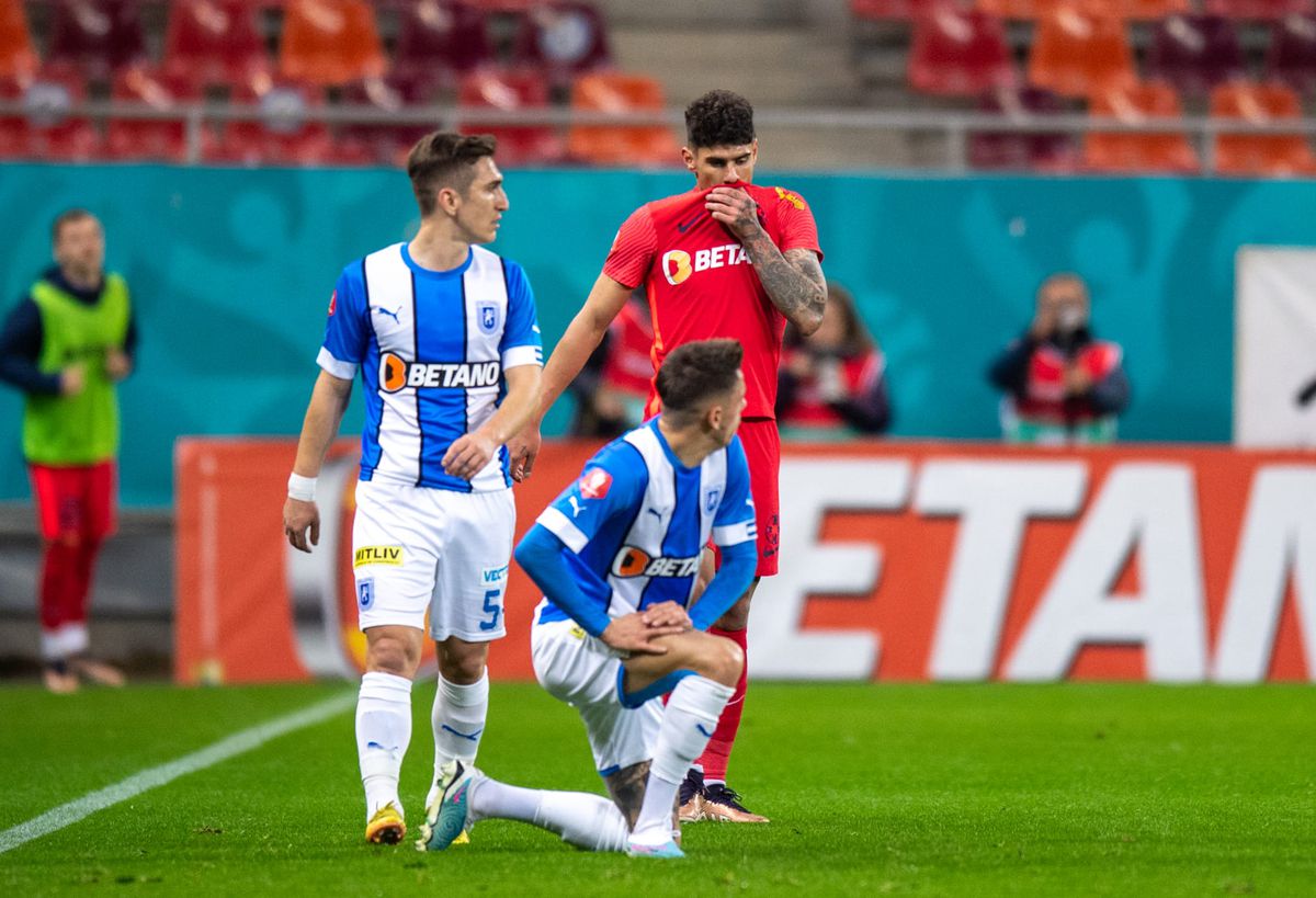 Doi titulari de la FCSB au avut probleme în meciul cu Universitatea Craiova » Dezvăluiri din vestiar