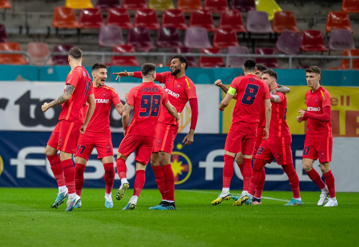 Concluzia lui Ilie Dumitrescu după FCSB - CSU Craiova: „Acolo s-a făcut diferența” » Ce a remarcat și Răducioiu: „E problema antrenorului”