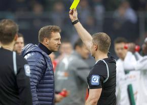Și nemții au probleme cu VAR-ul! Antrenorul lui Bayern s-a dus peste arbitri în vestiar după ultimul eșec: „O bandă de ramoliți”
