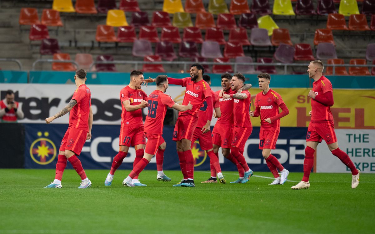 „Ce să plătesc, mă? Nu sunt mulțumit!” » Becali se gândește să renunțe la un titular de la FCSB: „O să vorbesc cu Pintilii”