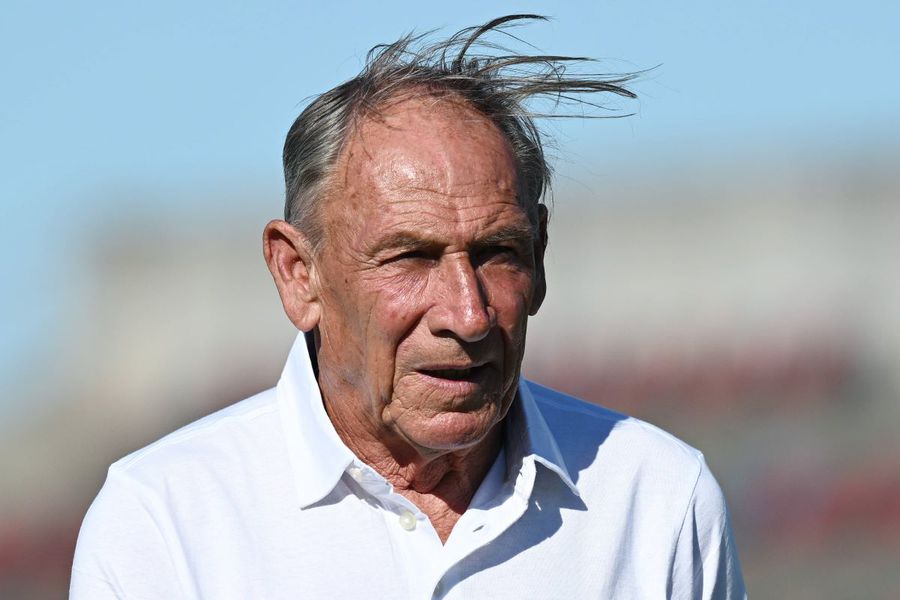 Zdenek Zeman (77 de ani) are în carieră două promovări din postura de câștigător al Seriei B, cu Foggia (1990-91) Pescara (2011-2012) / Foto: Imago Antrenorul acuzat dur de Alexandru Mitriță, în pericol să nu mai poată vorbi » „A fumat un TIR de țigări”