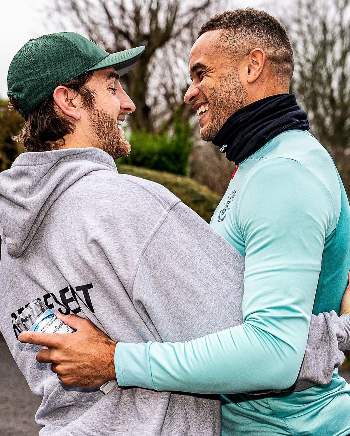 Tom Lockyer reface filmul zilei în care inima i s-a oprit timp de două minute și 40 de secunde » Mărturie cutremurătoare la două luni de când s-a prăbușit pe teren