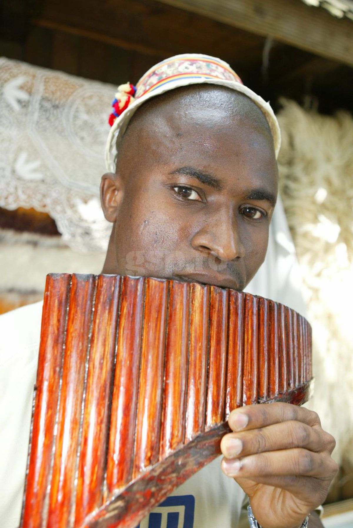 FOTO Samuel Okunowo la Muzeul Satului în 2003