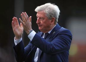 Antrenorul din Premier League și-a dat demisia, la 3 zile după ce a leșinat pe teren