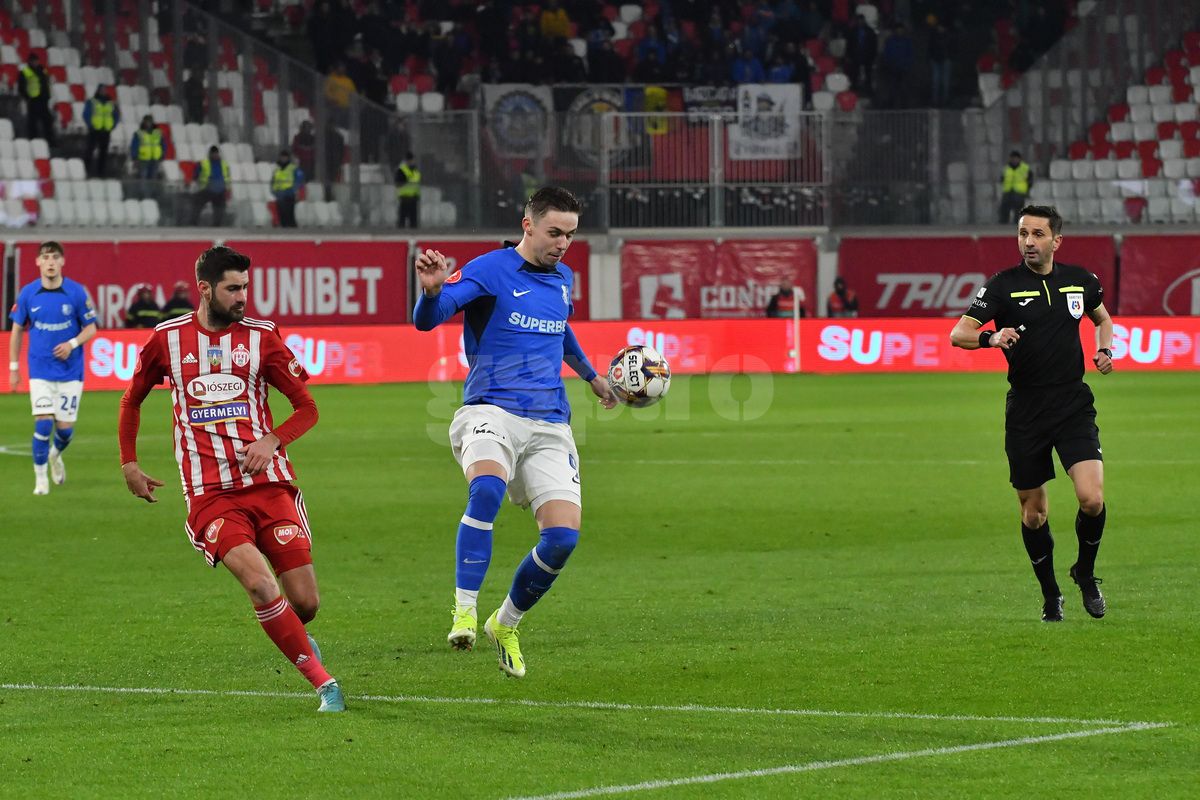 Reacție virulentă după arbitrajul din Sepsi - Farul: „E o porcărie! A dat pentru că avea conștiința încărcată”