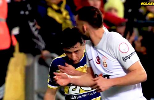 Olimpiu Moruțan (24 de ani) a oferit imaginile săptămânii în Turcia, în ciuda eșecului suferit de Ankaragucu în fața lui Galatasaray, scor 0-3.
