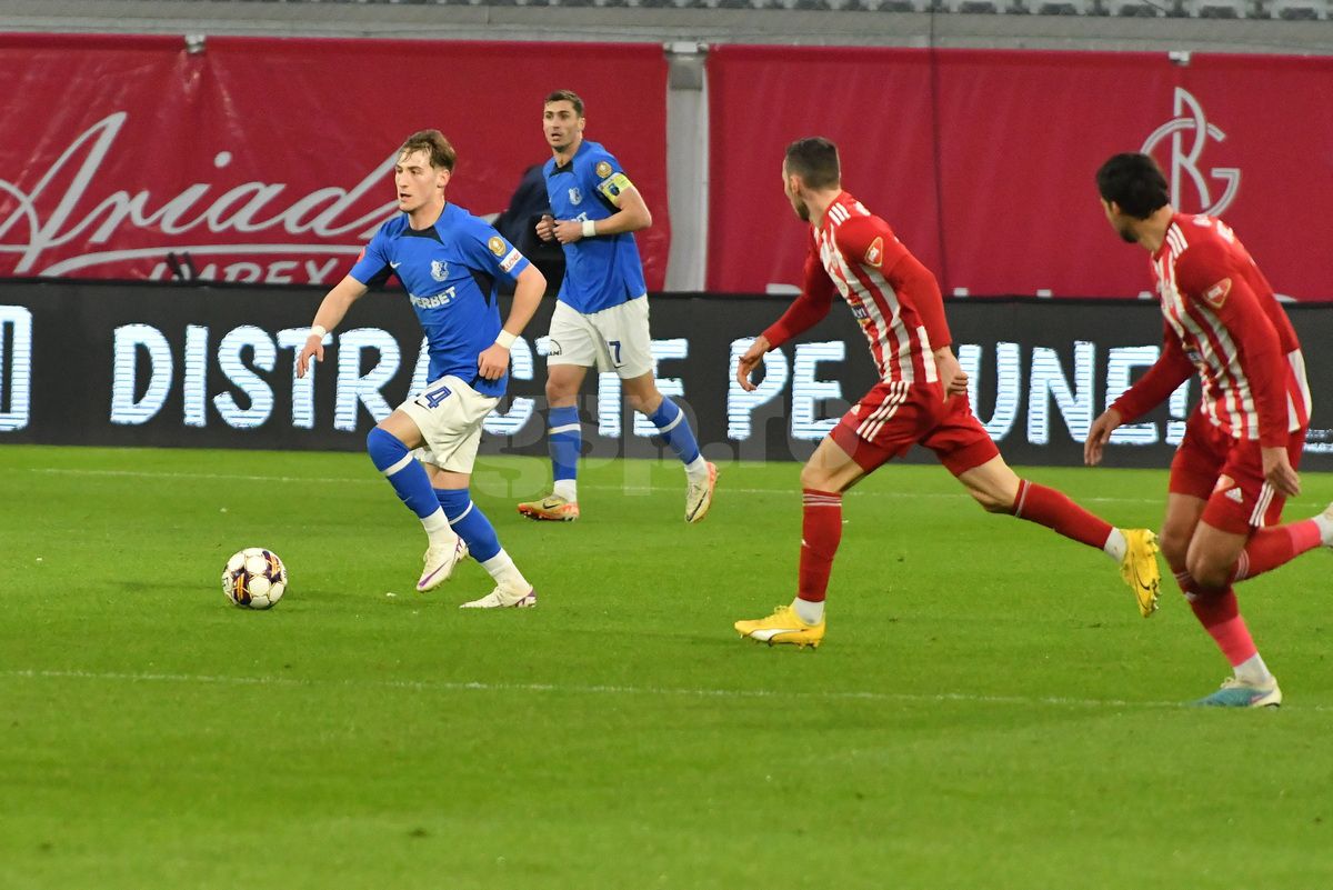 Reacție virulentă după arbitrajul din Sepsi - Farul: „E o porcărie! A dat pentru că avea conștiința încărcată”