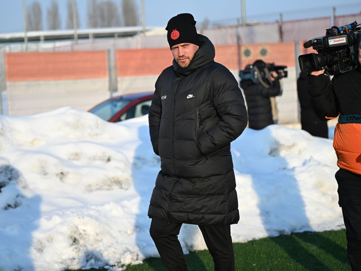 Antrenamentul oficial al celor de la FCSB înaintea meciului cu PAOK