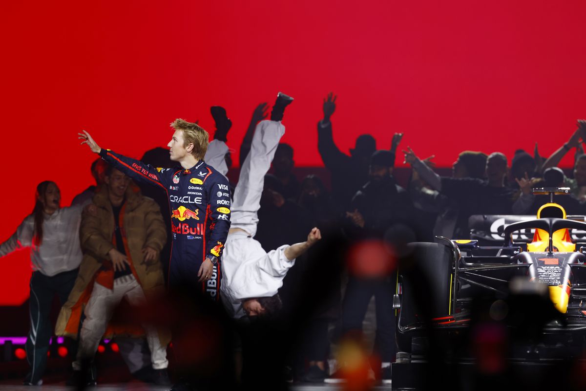 Echipele de Formula 1 și-au prezentat noile mașini