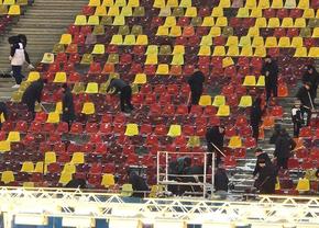Suporterii FCSB l-au ascultat pe Mihai Stoica » Imaginile serii, pe Arena Națională: câți au venit la deszăpezire
