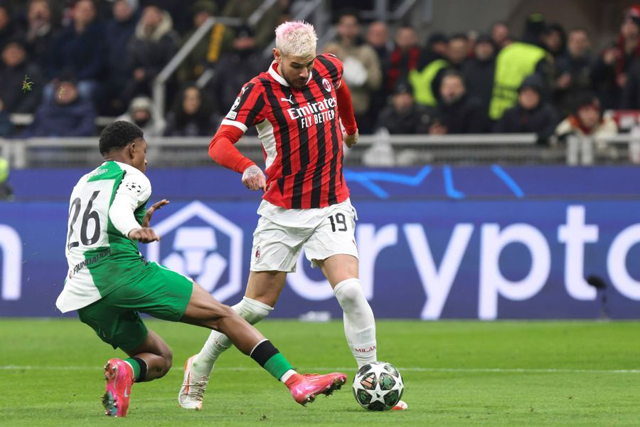 Theo Hernandez (nr. 19) fusese pus deja de Milan pe lista neagră / Foto: Imago Theo Hernandez aruncă săgeți otrăvite: „Meritam alt tratament! Eram cel mai bun fundaș lateral din Serie A”