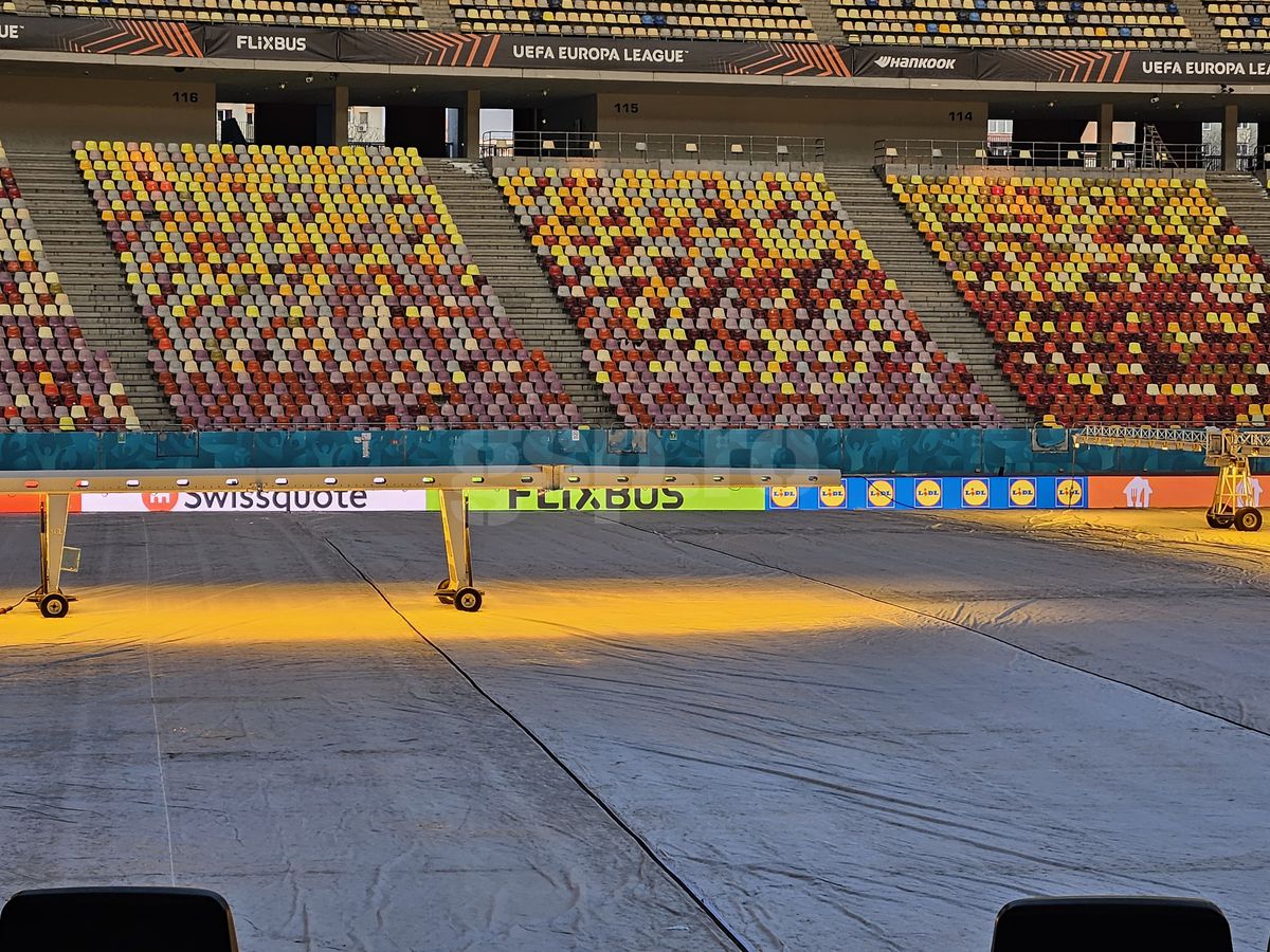 Suporterii FCSB l-au ascultat pe Mihai Stoica » Imaginile serii, pe Arena Națională: câți au venit la deszăpezire