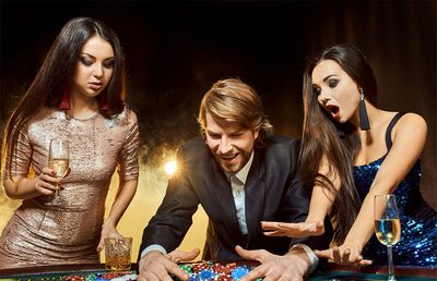 Cum se pot proteja tinerii de jocurile de cazinou