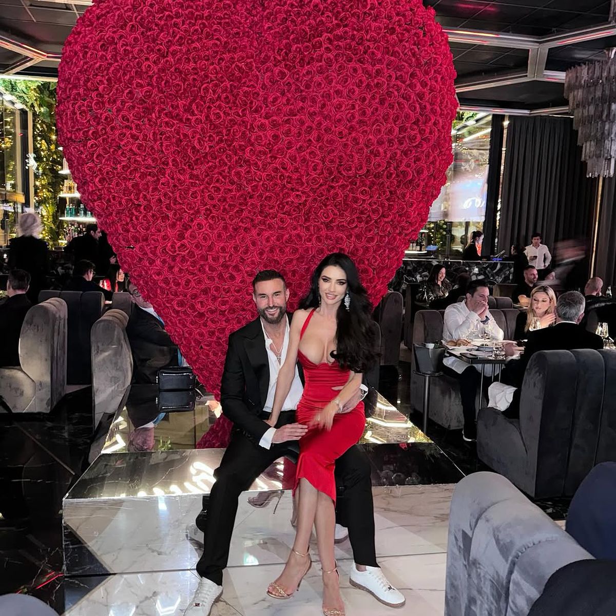 Fotomodelul din Pascani l-a făcut tată pe Philipp Plein » Românca a ales un nume inedit pentru copil