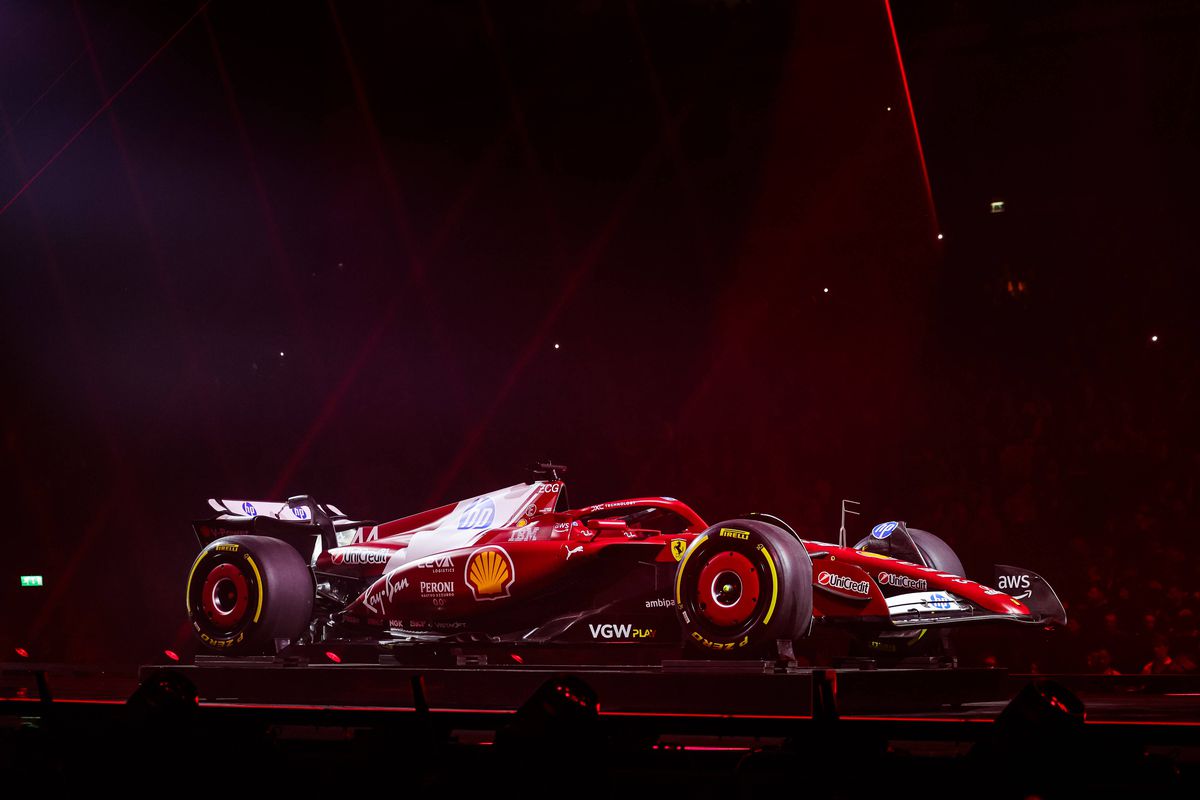 Echipele de Formula 1 și-au prezentat noile mașini