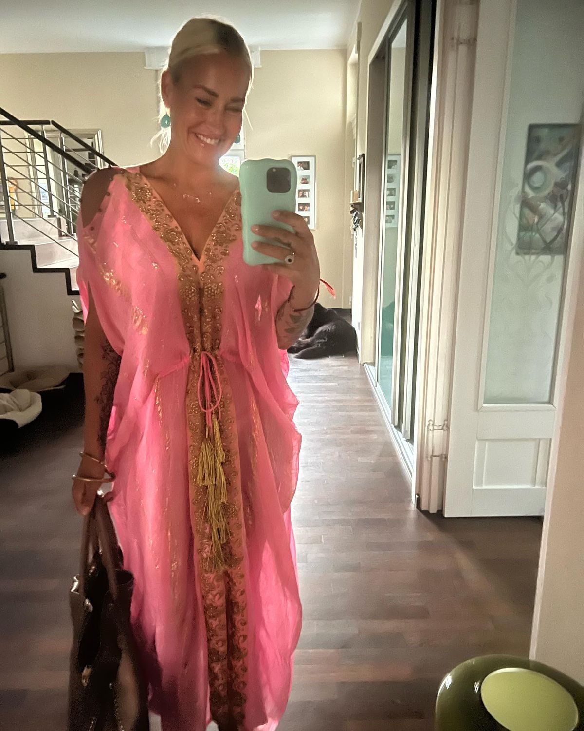 La 44 de ani, una dintre cele mai iubite artiste a renunțat la toate prejudecățile: ședințe foto incendiare » Ce sporturi practică