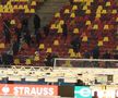 Suporterii FCSB l-au ascultat pe Mihai Stoica » Imaginile serii, pe Arena Națională: câți au venit la deszăpezire