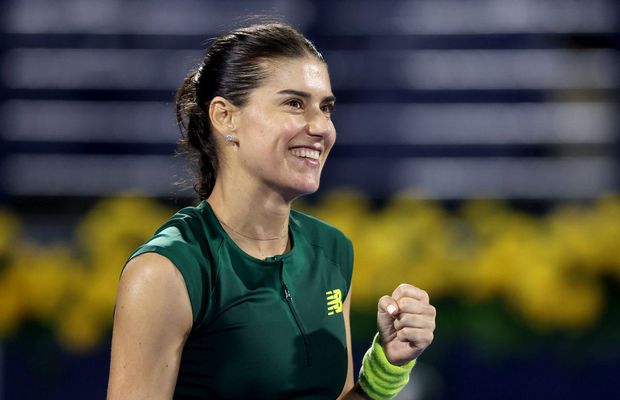 Sorana Cîrstea e în optimi de finală la Cincinnati, după un meci-maraton într-o căldură sufocantă în care a revenit de la 0-1 la seturi