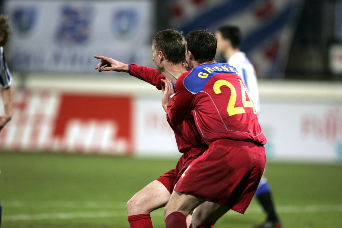 20 de ani de la sezonul UEFAntastic reușit de FCSB! » Ce s-a întâmplat atunci în grupă e incredibil + schimbarea de antrenor venită de nicăieri