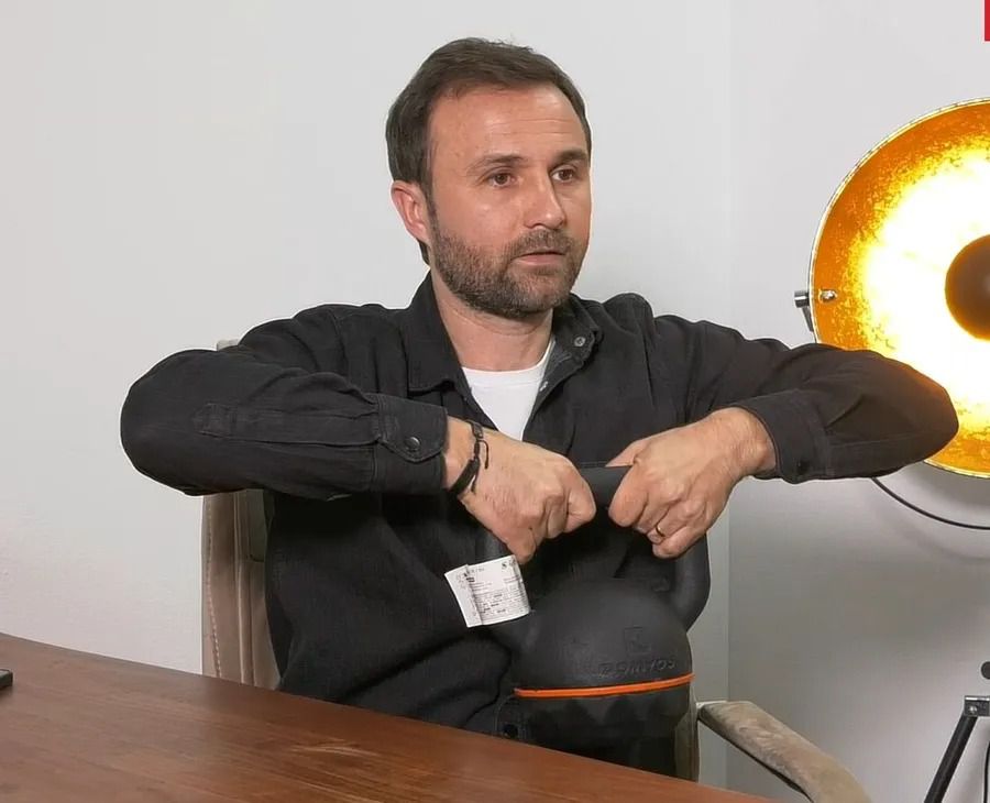 Un nume-surpriză și-a anunțat public candidatura la șefia FRF: crede că are o șansă în fața lui Răzvan Burleanu