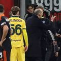 Massimiliano Allegri îl ceartă pe Cesc Fabregas din cauza lui Saelemaekers