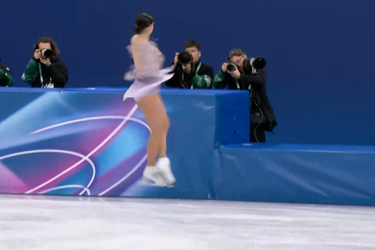 Rezultat pentru istorie: Julia Sauter a încheiat concursul pe locul 17, cea mai bună clasare la Jocurile Olimpice a unei patinatoare din România!