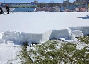 Clubul din Superliga, sub zăpadă! Își cheamă fanii cu lopata la stadion cu o zi înaintea „finalei”