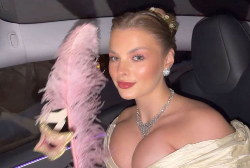 Bîrligea și Antonia, apariție la „Balul Mascat Bridgerton”