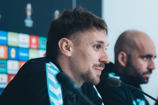 Ionuț Radu, înainte de duelul cu Răzvan Lucescu: „Este o mândrie să fiu aici”