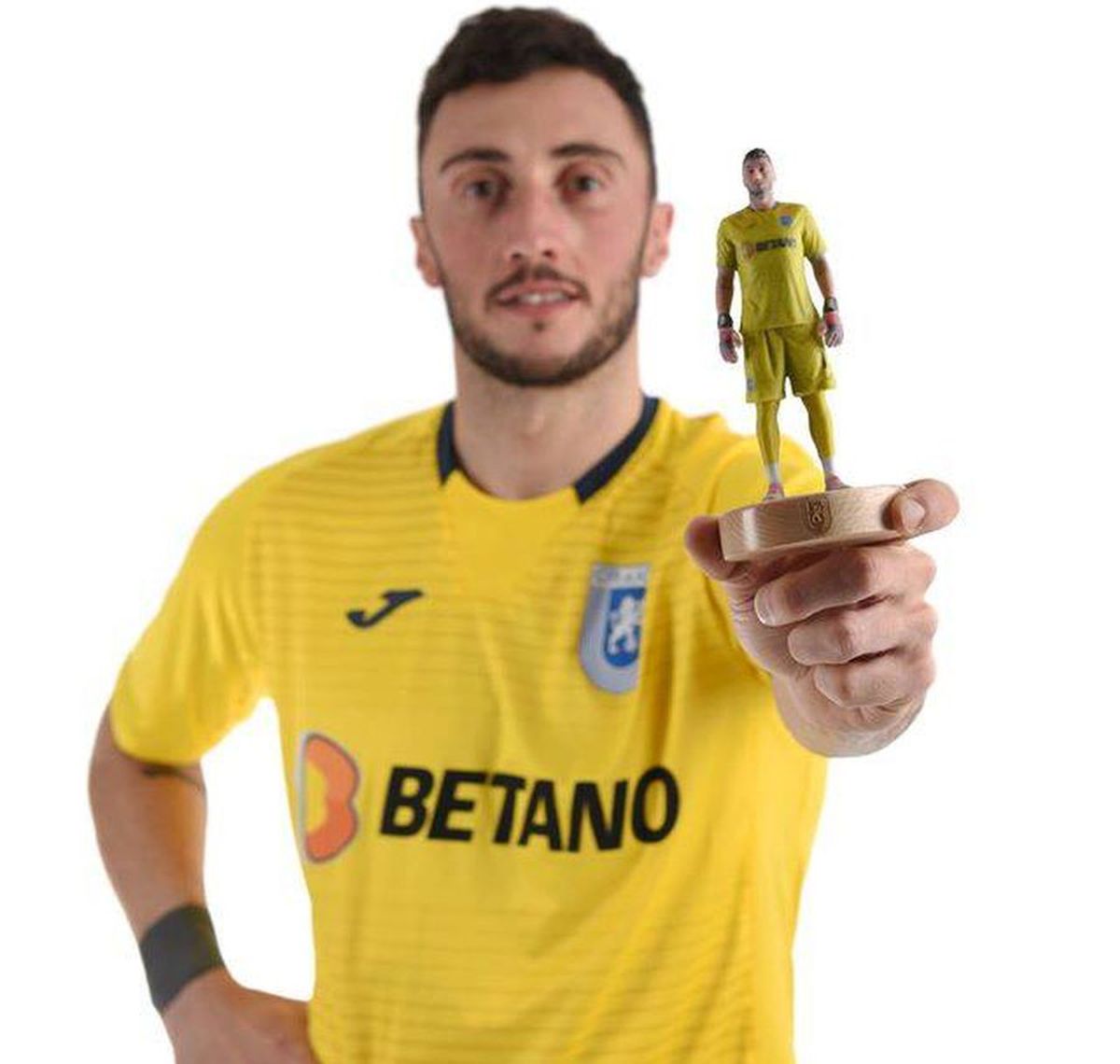 Craiova și-a scos din minți fanii cu ultima decizie: „Mulți jucători nu valorează cât statuile”