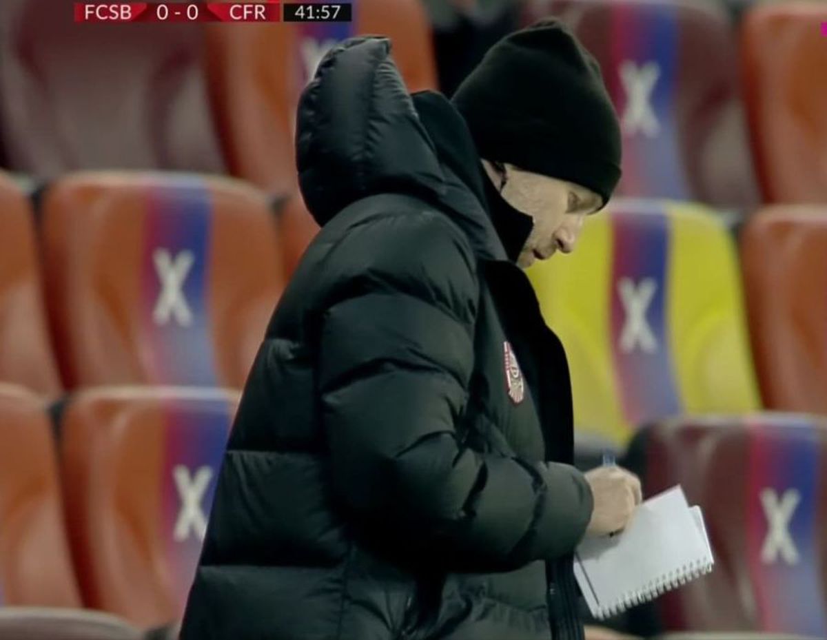 FOTO Cum a fost surprins Edi Iordănescu imediat după eliminarea lui Arlauskis