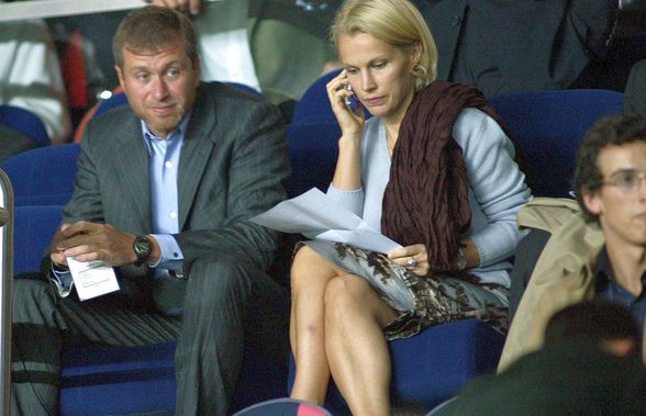Fosta soție a lui Roman Abramovich se ascunde în vila din Londra de teamă că-și va pierde averea de 500 de milioane de lire. Detalii incredibile
