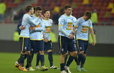 Ajuns în staff-ul lui Toni Petrea, fostul jucător de la FCSB își explică rolul: „Vreau să-i țin pe o linie dreaptă pe jucători” + „Cultura noastră nu ne ajută să fim lângă fotbalul modern”