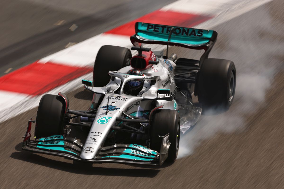 Mercedes a lansat monopostul cu care caută gloria în 2022 » Hamilton vrea titlul #8: „Nu am spus niciodată că mă voi opri”