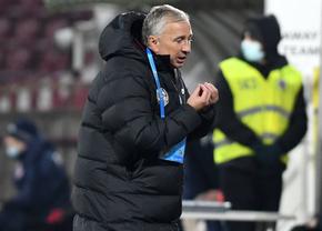 N-a uitat poezia :)) Dan Petrescu, după ce s-a împiedicat de Hagi: „E incredibil ce pățim!”