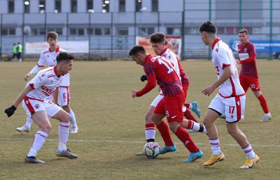 S-au încins spiritele la derby-ul Steaua - Dinamo din Liga Elitelor » Jucătorii s-au luat la bătaie la finalul meciului câștigat de roș-albaștri