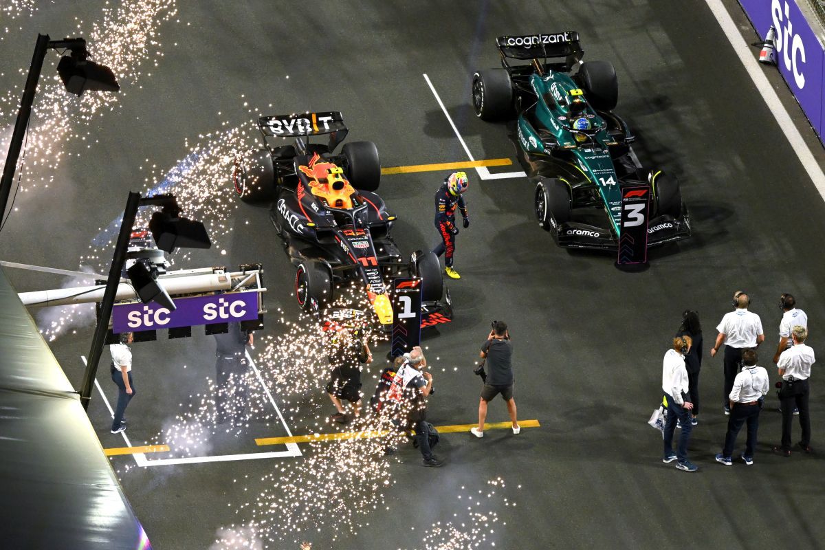 Internetul a luat foc! Tatăl lui Max Verstappen, reacție virală după ce Sergio Perez l-a învins pe fiul său: „Ce atitudine îngrozitoare!”