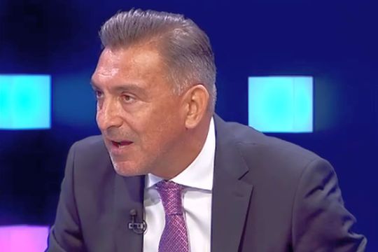 Ilie Dumitrescu (54 de ani), fost internațional, a criticat în termeni duri strategia lui Gigi Becali de la FCSB, de a alcătui primul 11 și de a face schimbările la vicecampioana României, FCSB.