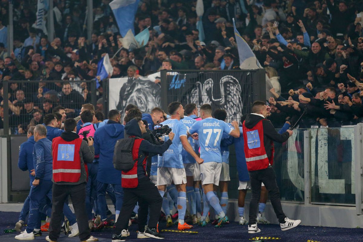 Lazio a sărbătorit în stil mare victoria cu AS Roma: Ștefan Radu, în centrul euforiei