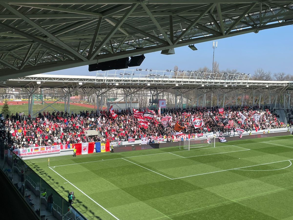 Ce rău a ajuns Dinamo! Moment stânjenitor cu Gloria Buzău: „Ținând cont de situația materială...”