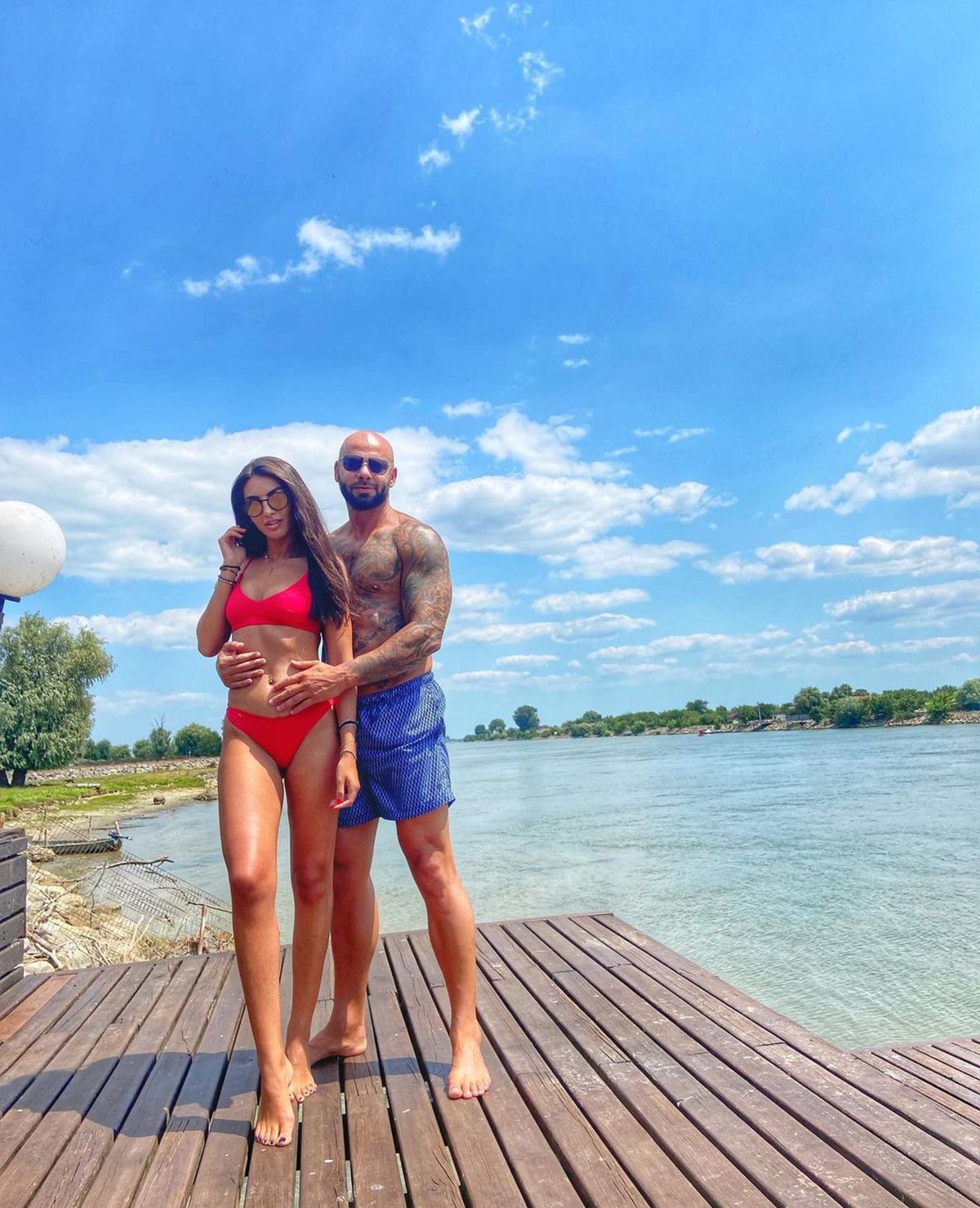 Cine e bomba sexy care l-a potolit pe Giani Kiriță! Fostul fotbalist are o iubită de vârsta fiicei sale: „Este o femeie care îmi oferă liniște”