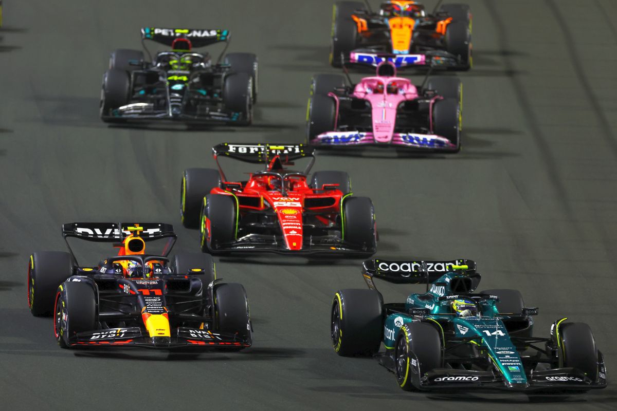 Internetul a luat foc! Tatăl lui Max Verstappen, reacție virală după ce Sergio Perez l-a învins pe fiul său: „Ce atitudine îngrozitoare!”