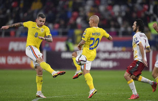 Șumudică, „lobby” pentru omul ignorat de Edi: „N-ai cum să nu-l aduci și pe el!” » Despre situația lui Ianis: „Dacă ai vergeturi pe funduleț, ce să cauți?”