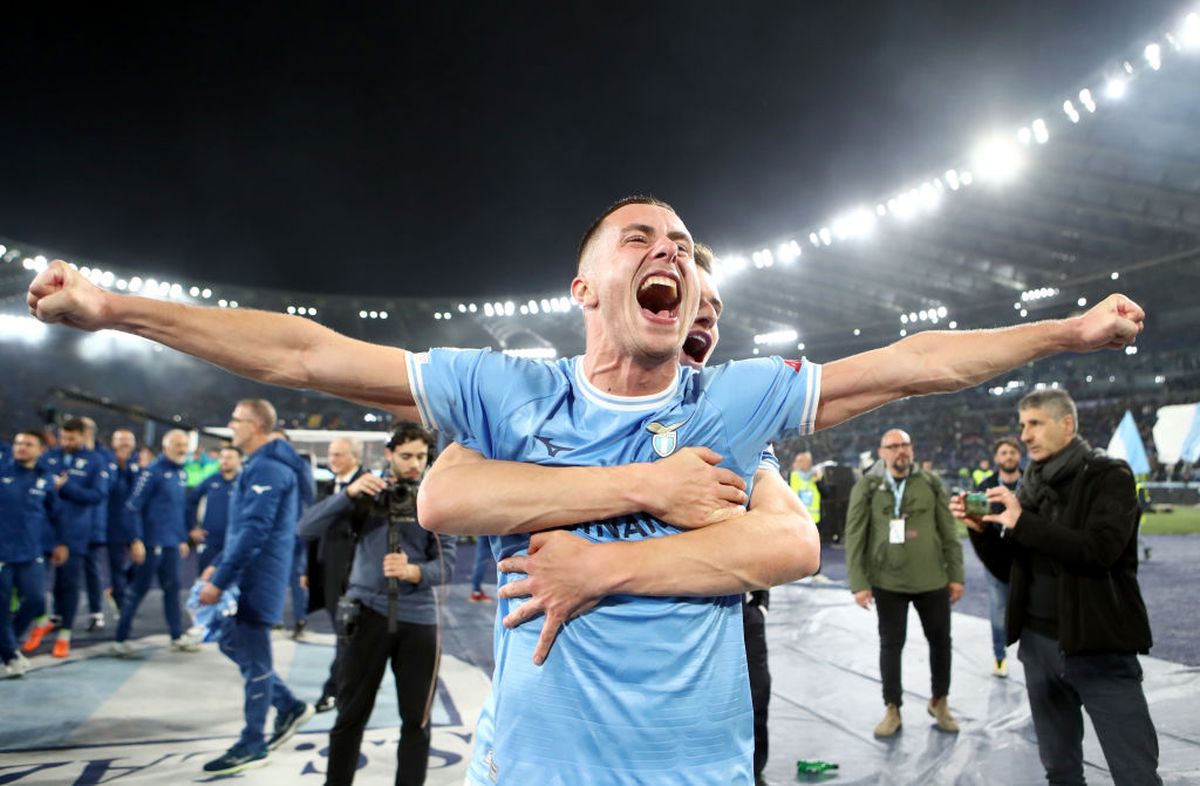Lazio a sărbătorit în stil mare victoria cu AS Roma: Ștefan Radu, în centrul euforiei