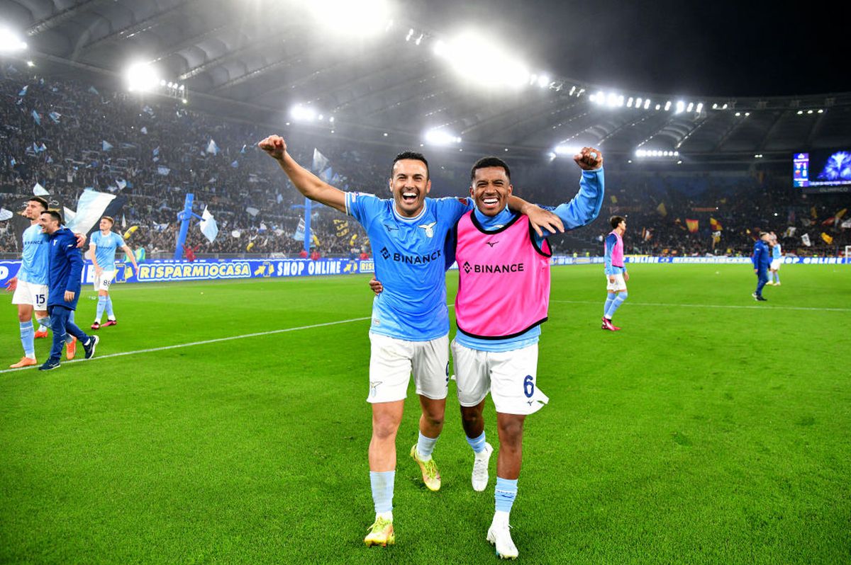 Lazio a sărbătorit în stil mare victoria cu AS Roma: Ștefan Radu, în centrul euforiei