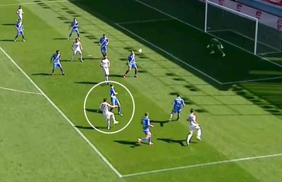 Dinamo - Gloria Buzău 1-1 » Elevii lui Ovidiu Burcă încep play-off-ul cu un egal. Clasamentul actualizat